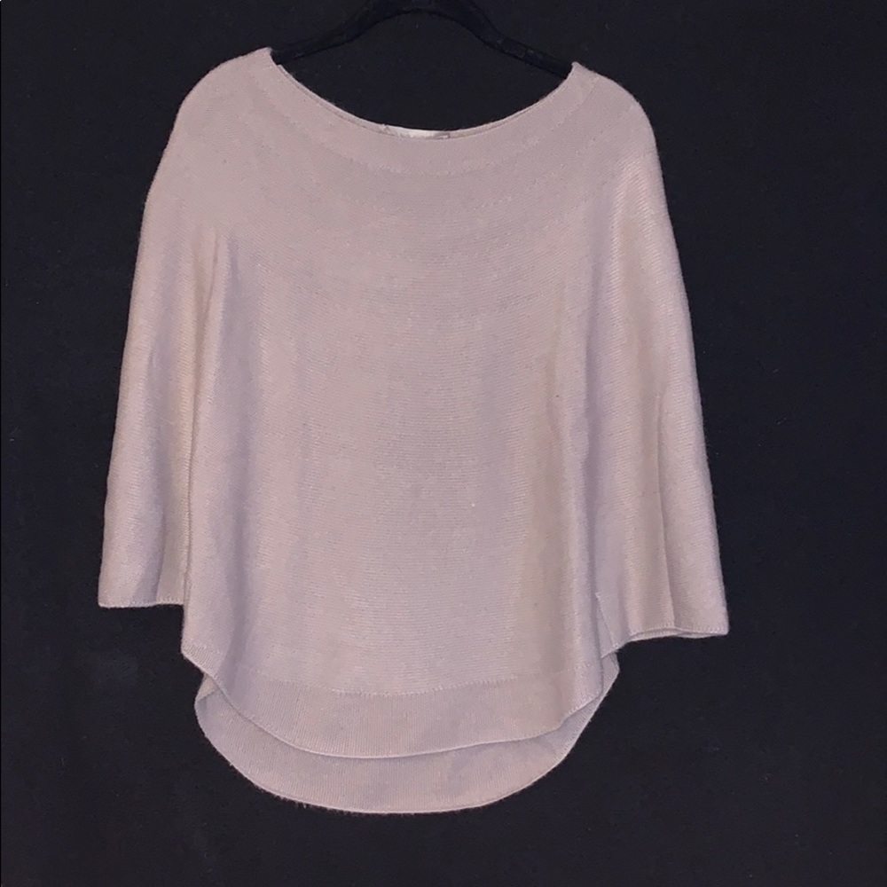 Joan Vas’s Cream/Tan Top